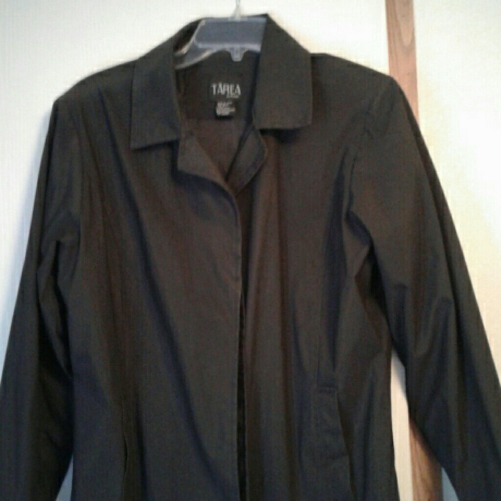 Taria Rubber trench coat