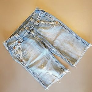 SOLD - True Religion Distrssed Shorts