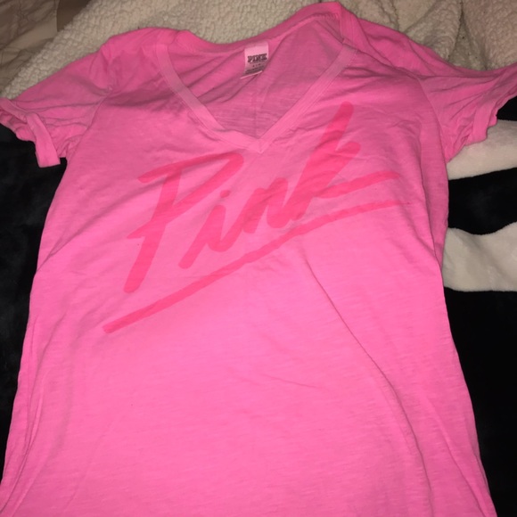 PINK Victoria's Secret Tops - Victoria’s Secret PINK V neck tee T shirt Top L