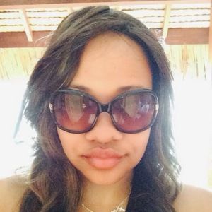 Meet your Posher, Latasha