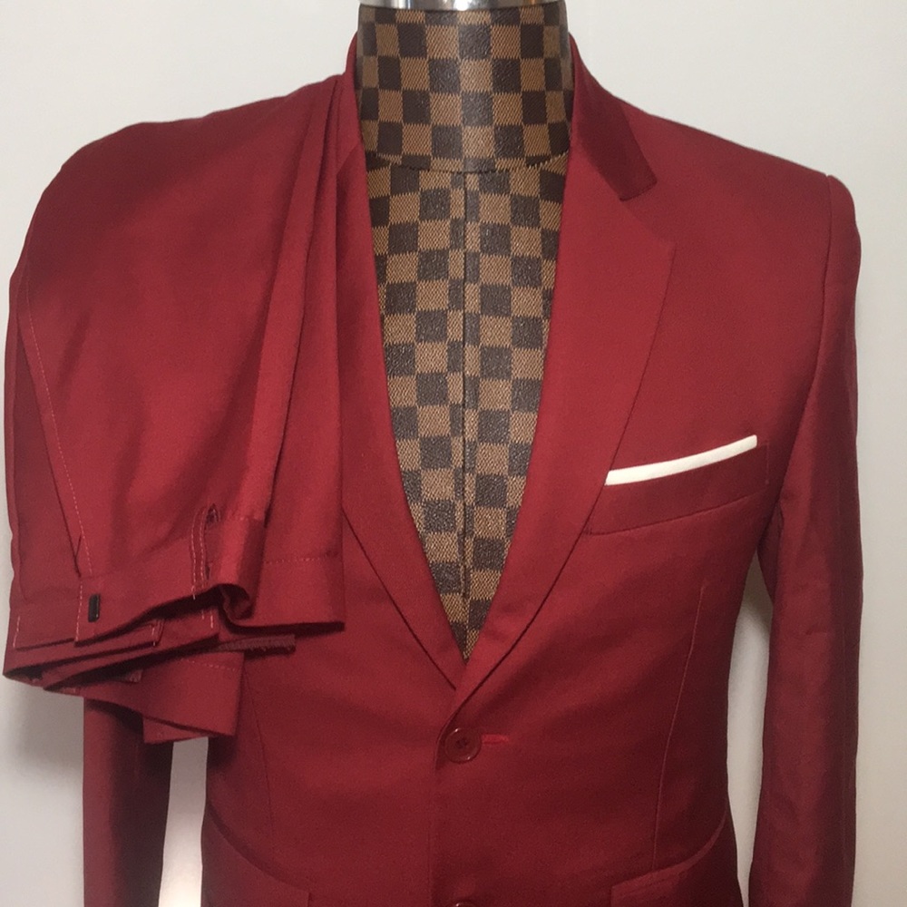 CloudStyle Men’s Suit NWT Medium 36S Pants 31/UH