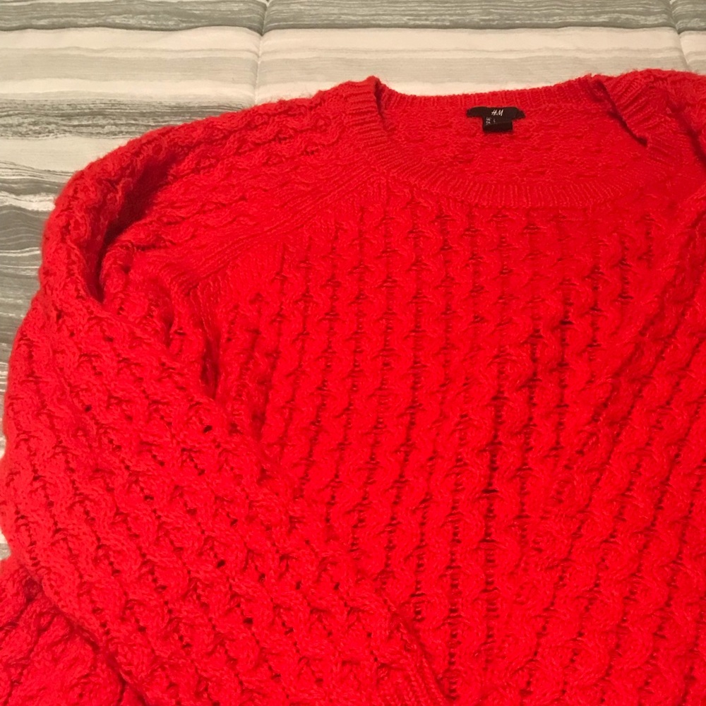 H&M women’s sweater