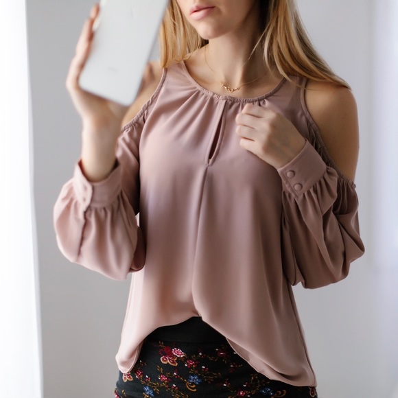 Morrisania Mauve Blouse - Picture 2 of 5