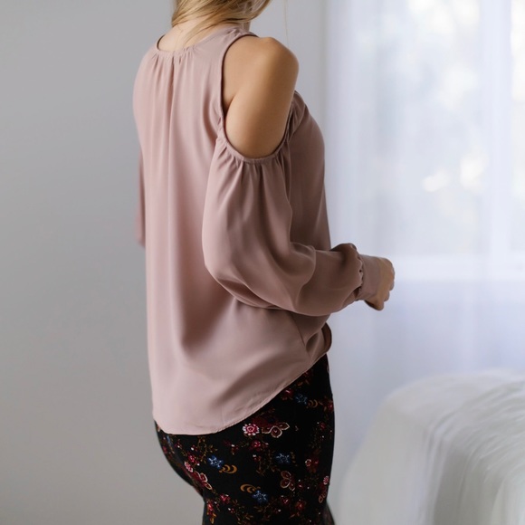 Morrisania Mauve Blouse - Picture 4 of 5