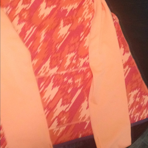 Woman's nike dri fit hoodie - Picture 2 of 3