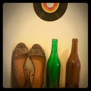 Spring shoes! Leopard print peep toe flats