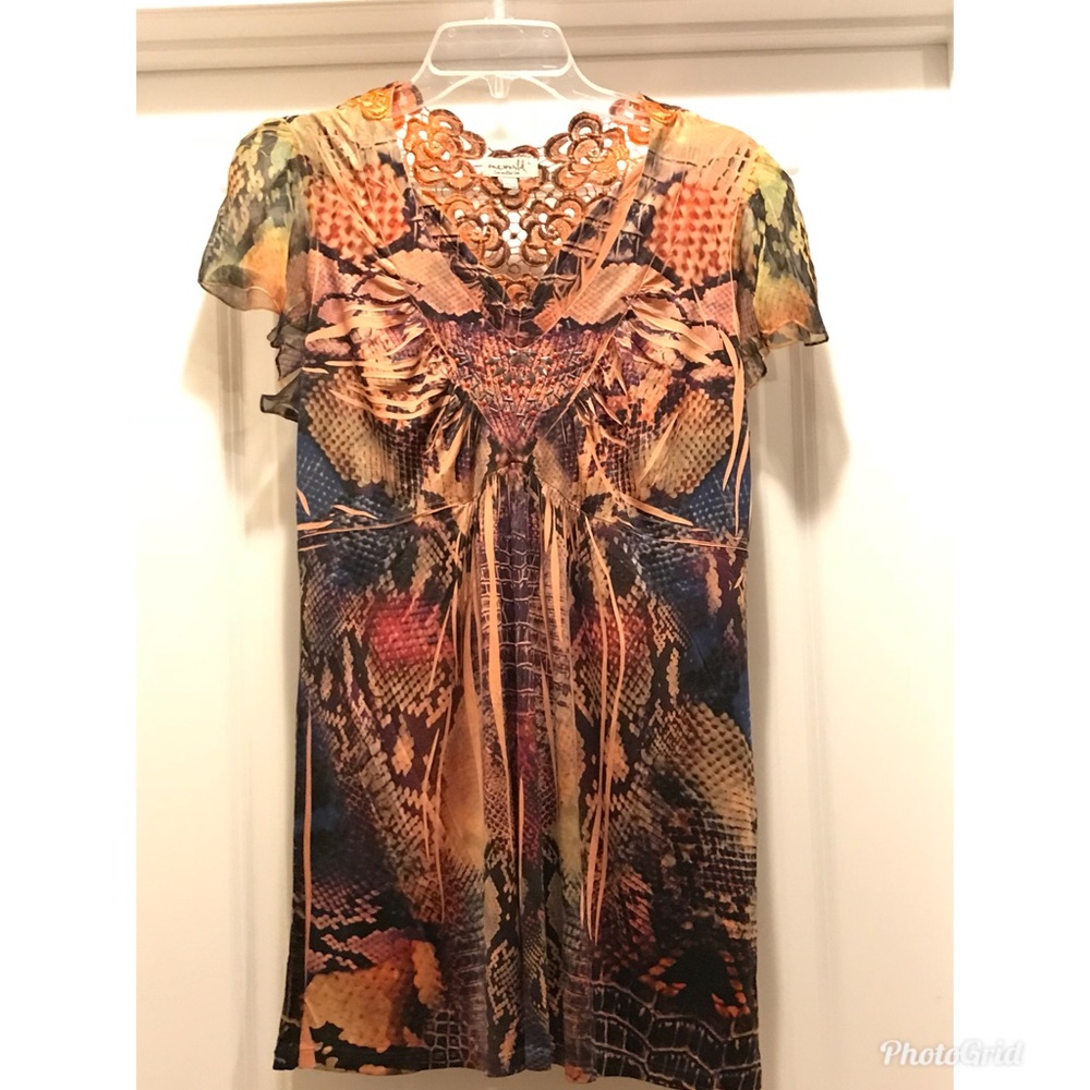 Beautiful fall color blouse