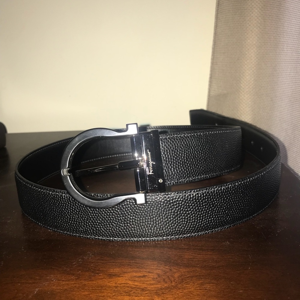 MENS FERRAGAMO GANCINO BUCKLE BELT!