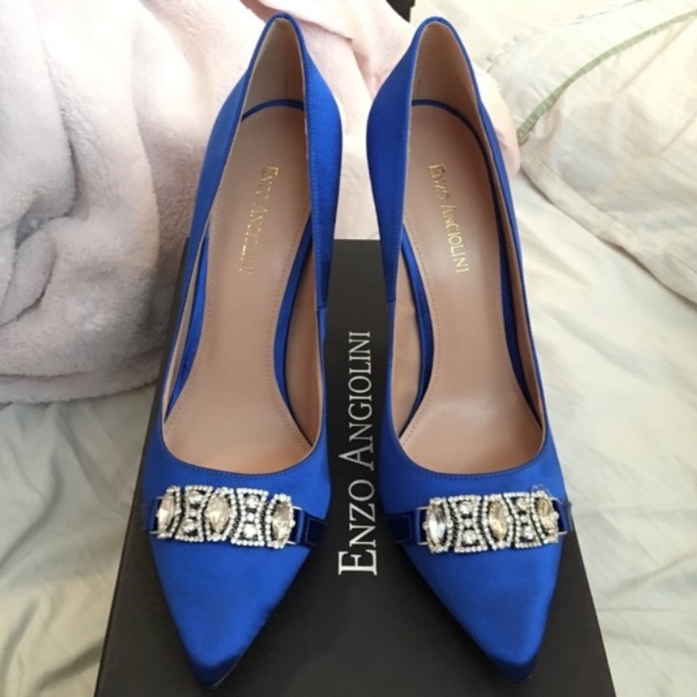 Blue Satin Enzo Angiolini Pump, size 9.5 NWT
