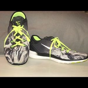 Nike Free TR Fit 5’s!!!