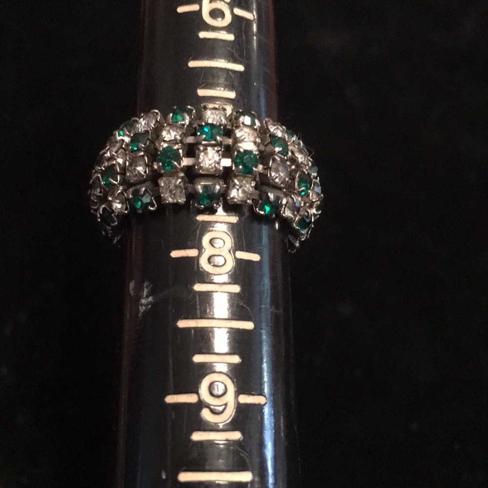 Gorgeous mesh rhinestone ring