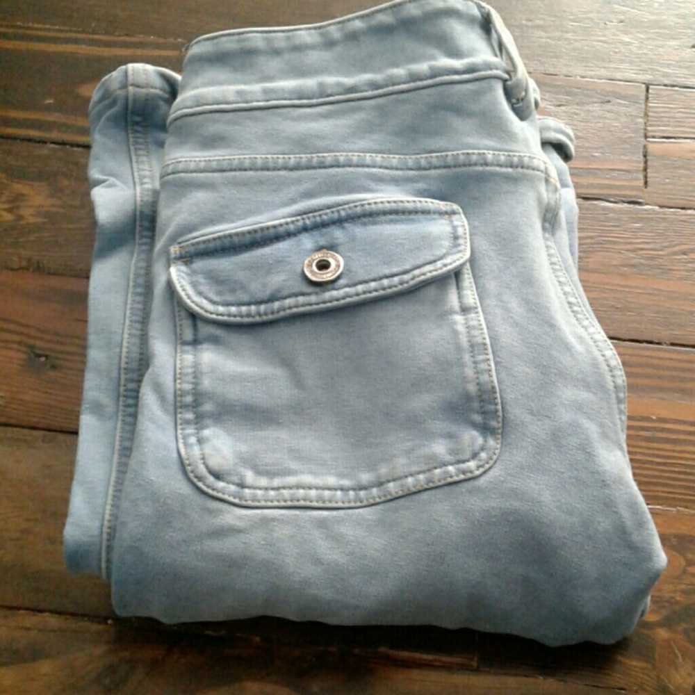 Jlo stretch light blue wash jean (Brazilian jeans)