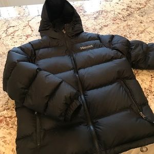 MARMOT BOYS 700 Fill puffer jacket....