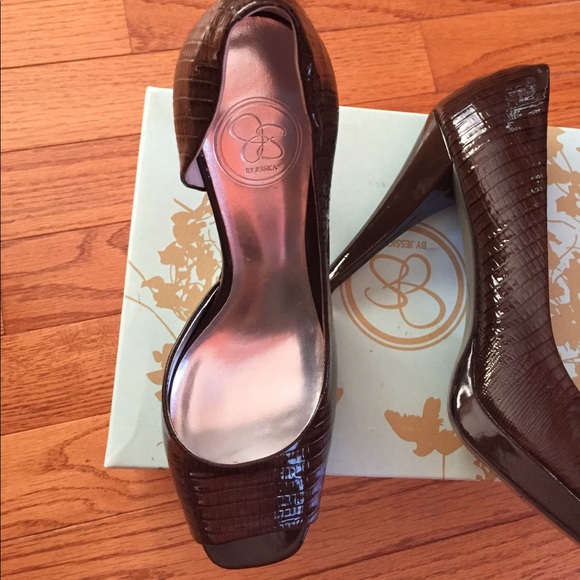 Jessica Simpson Hannah heels in size 7.5 - Picture 5 of 8