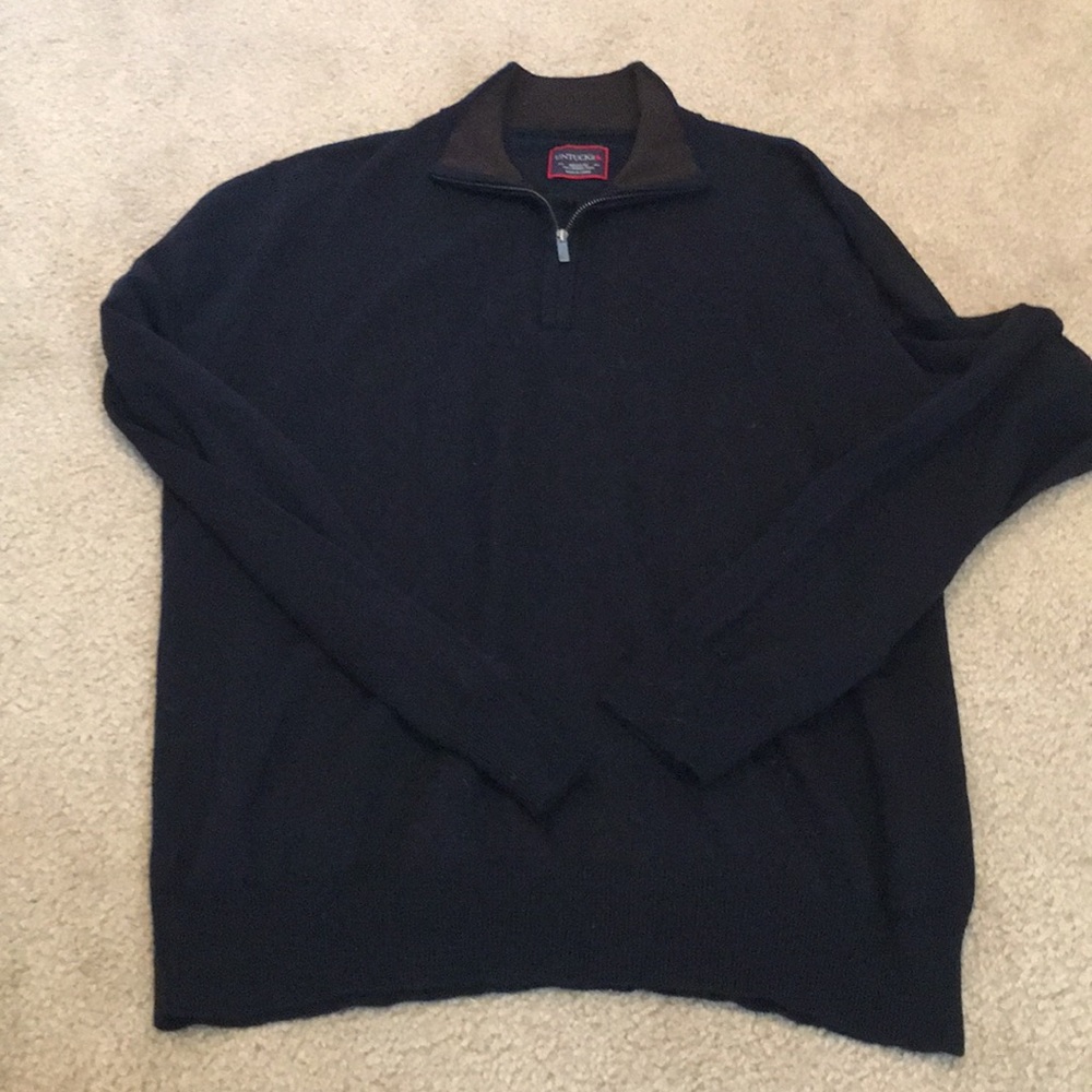 Untuckit navy blue wool