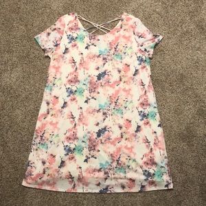 Short sleeve, casual, floral, lined dress!