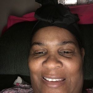 Meet your Posher, Donita