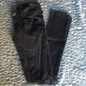 Guess Medium Rise Skinny Jeans (distressed)