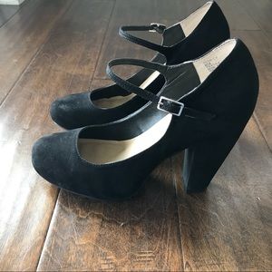Crown Vintage Tess Platform Pump - Size 8