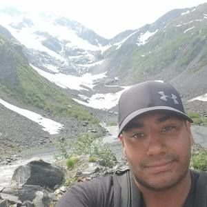 Meet your Posher, Joshua