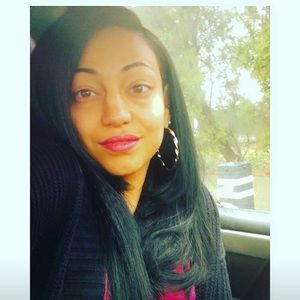 Meet your Posher, Roxi