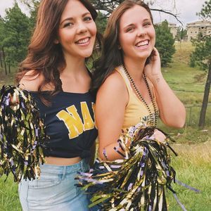 Meet your Posher, Olivia