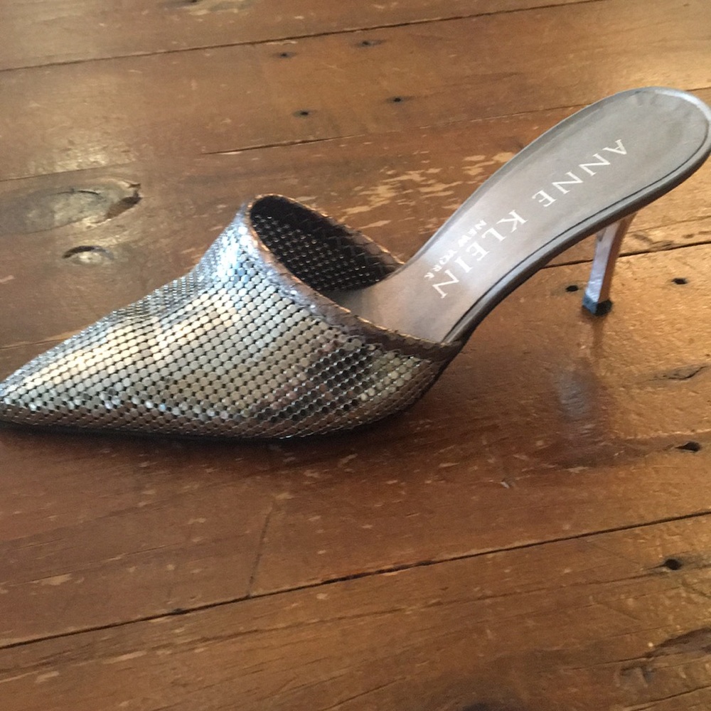 Ann Klein Silver heels