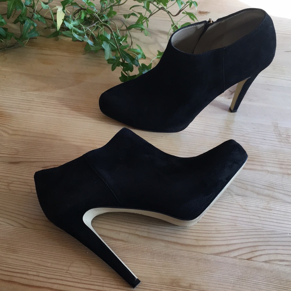 INC Bellona black suede booties size 8.5