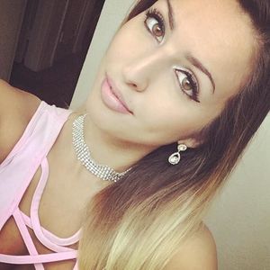 Meet your Posher, Zoë