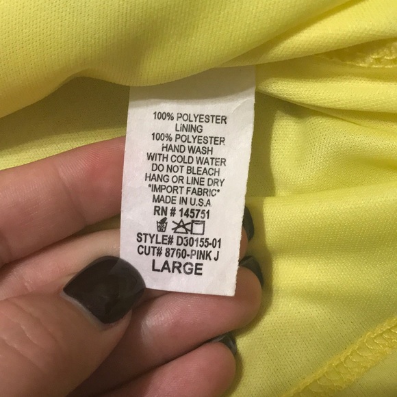 Stunning yellow floral dress! - Picture 4 of 4