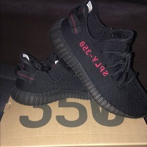 Yeezy Boost 350 V2 "Bred"