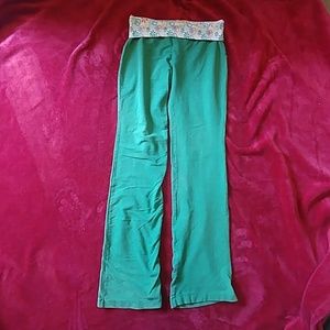 ⭐FREE WITH PURCHASE OF TWO T SHIRTS⭐