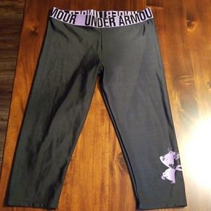 💢Under Armour Capris💢