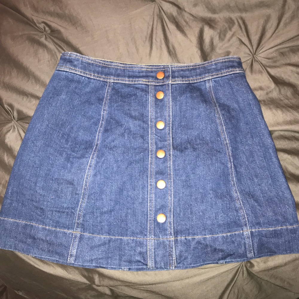 Madewell dark wash denim button up Jean skirt