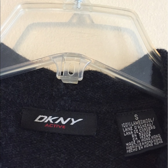 SOLD! DKNY Active hoodie- NEVER WORN!!🌟 - Picture 3 of 4