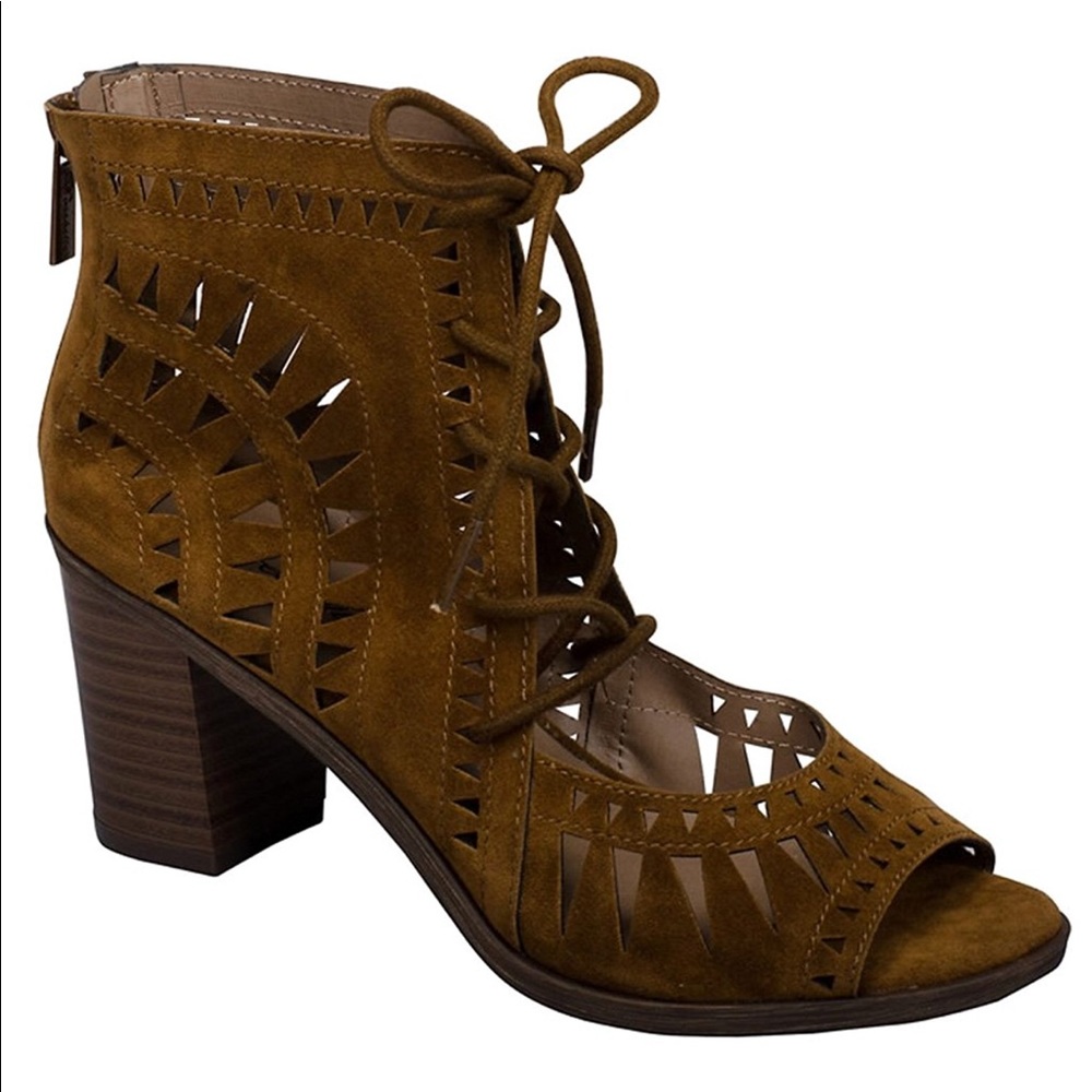 Tan Geometric Cut Out Lace Up Peet Toe Bootie - Picture 3 of 4