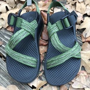 Kids Chacos Green strap size 11