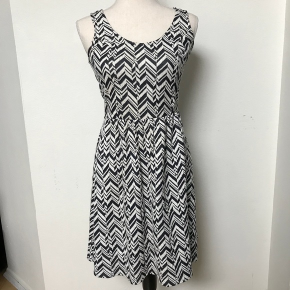 [Anthropologie] Maeve Caldera Chevron Dress - Picture 2 of 8