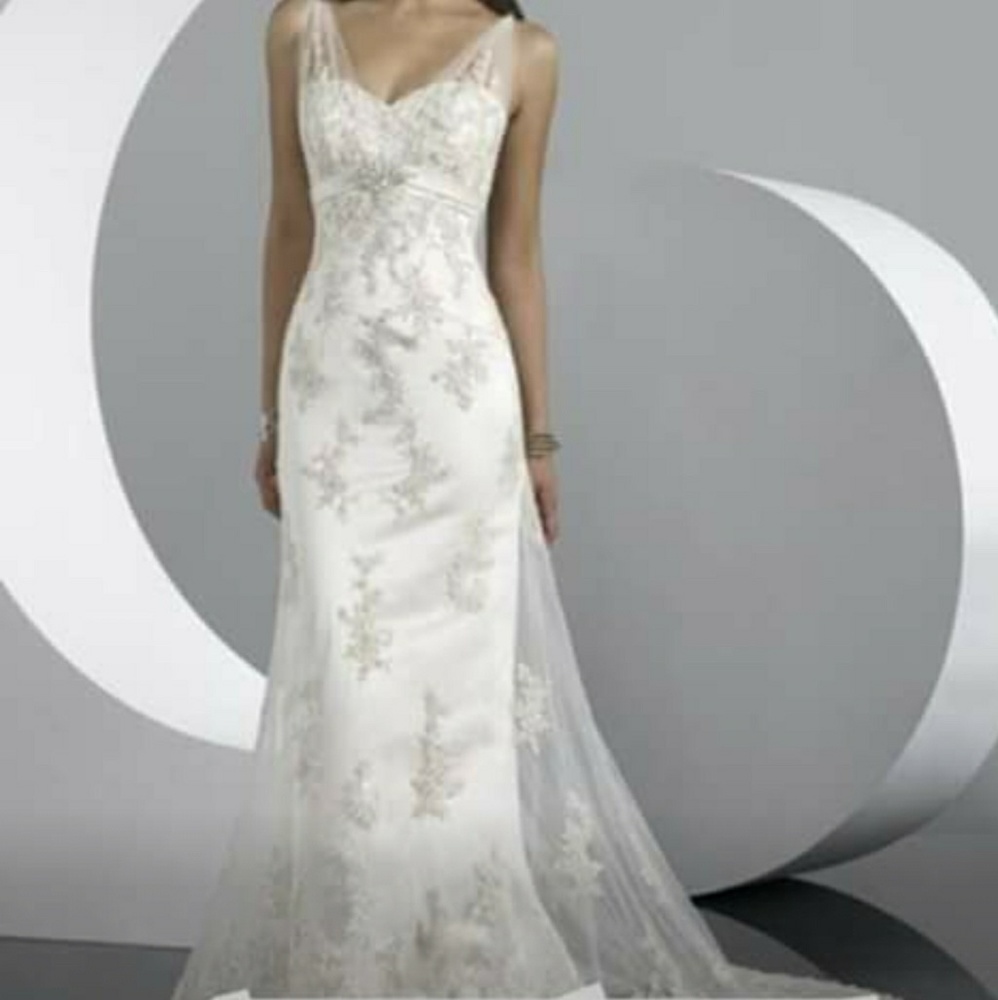 Maggie Sottero wedding dress