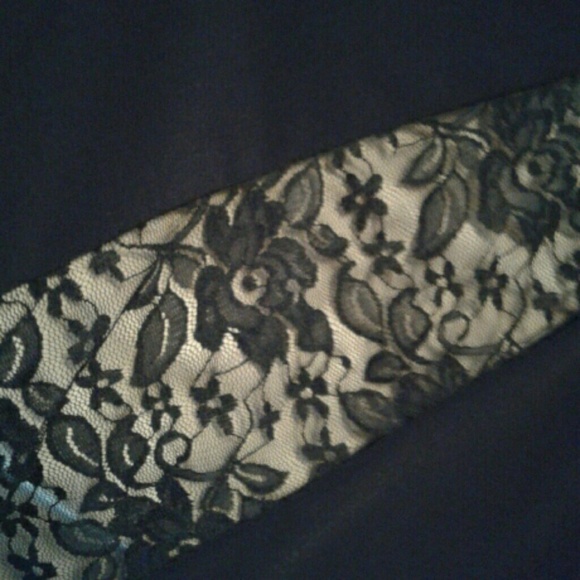 Connected Apparel Dress - Picture 2 of 5