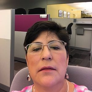 Meet your Posher, Sandra