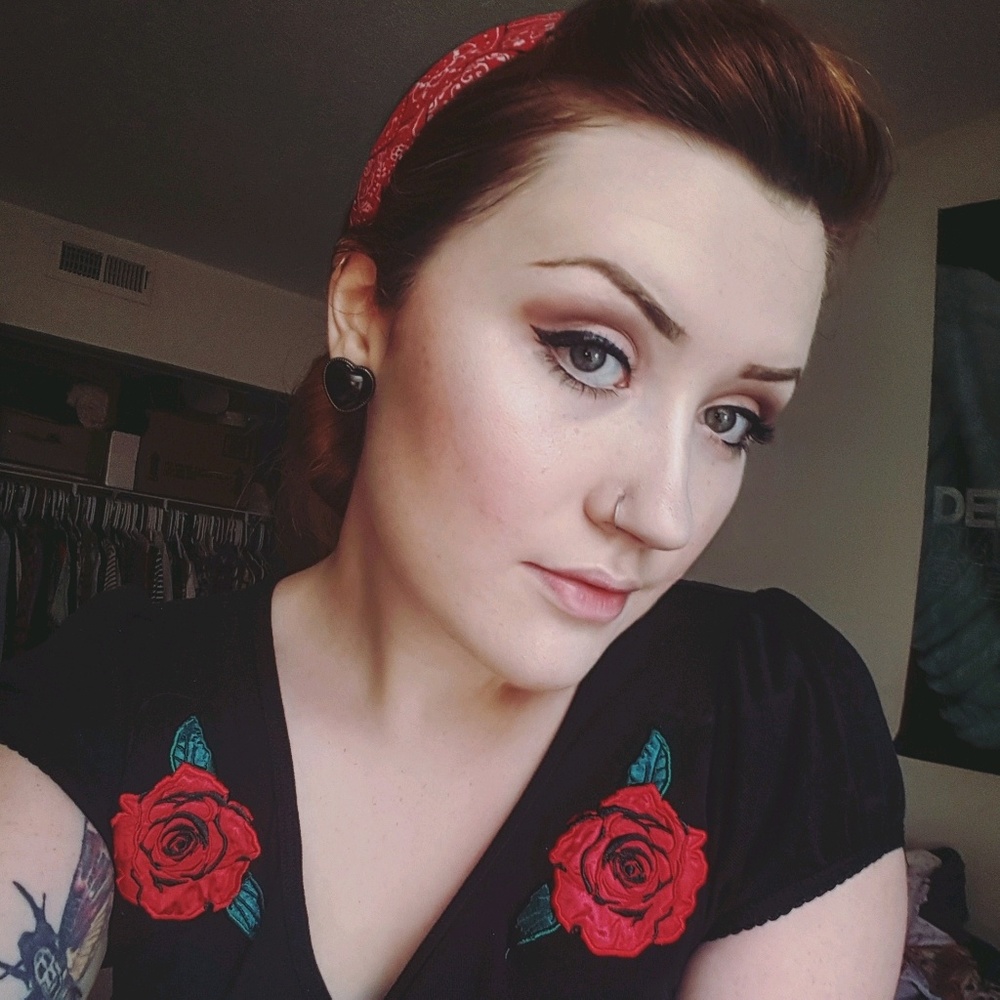 Meet your Posher, Lydia