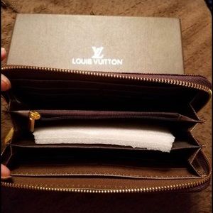 Louis Vuitton Wallet