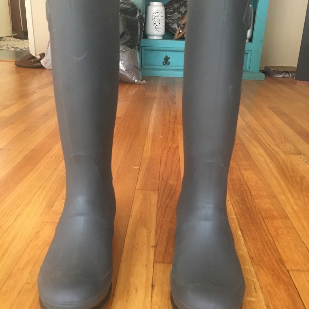 Rain boots