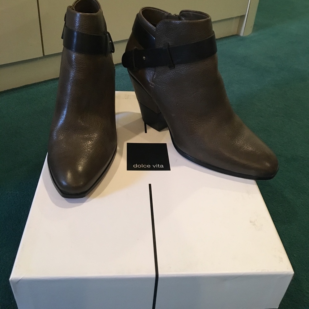 Dolce vita booties