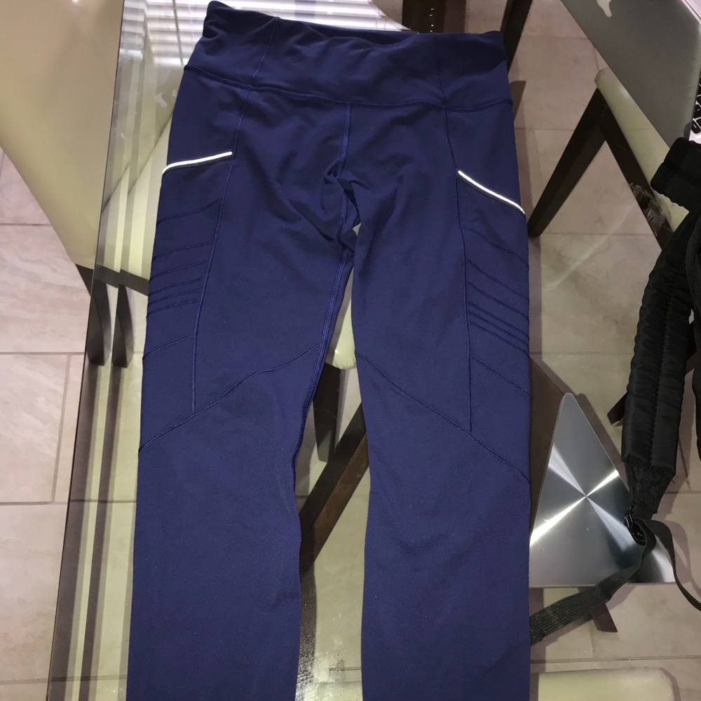 Navy Lululemon speed tights size 6