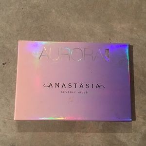 ANASTASIA BEVERLY HILL AURORA GLOW KIT