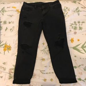 BDG Slim Boyfriend low rise black jeans