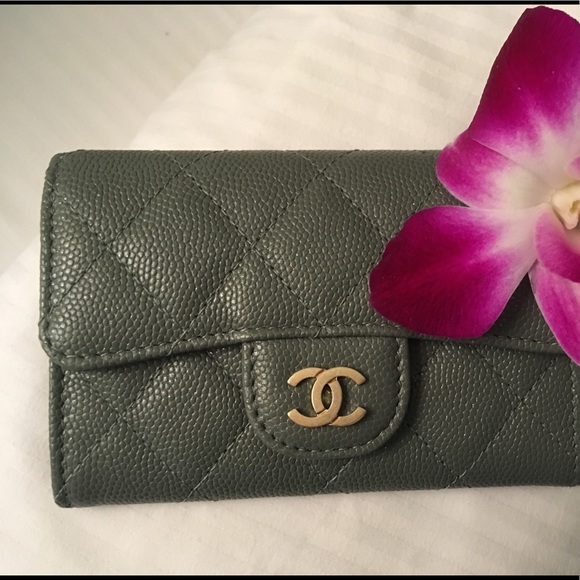 Meet your Posher, Stella - Picture 1 of 1