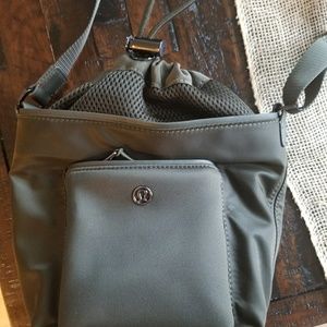 Lululemon mini bucket purse